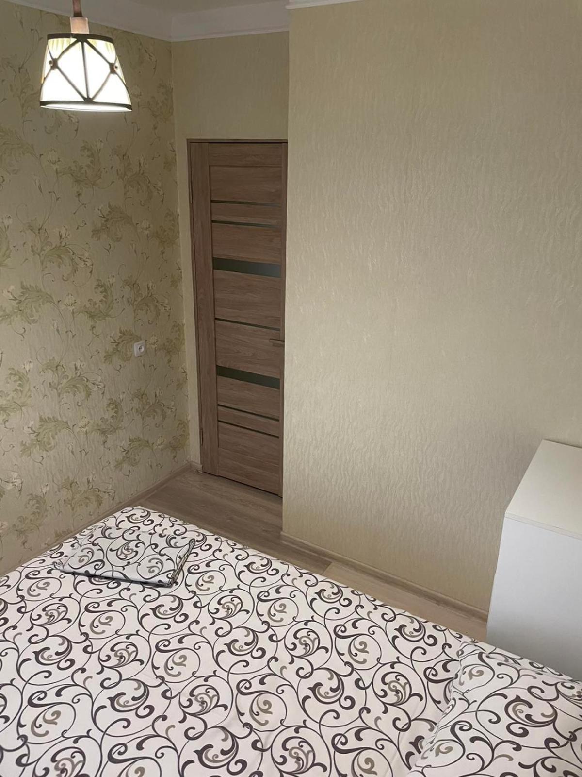 Автовокзал Apartment Rivne Exterior foto